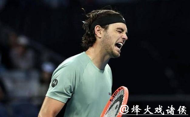 澳网爆出大冷门!首位前10号种子出局,19岁新星淘汰奥运冠军 澳网爆出大冷门!首位前10号种子出局,19岁新星淘汰奥运冠军